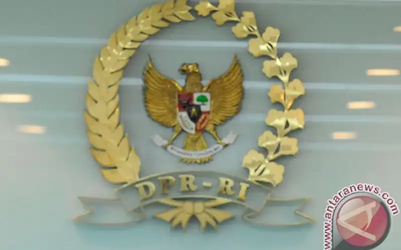 9 Anggota DPR Terkonfirmasi Positif COVID-19