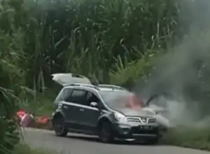 Mobil Milik Kepala Puskesmas Nisam Aceh Utara Terbakar