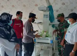Siswa di Aceh Timur Temukan Bayi Laki-Laki di Kantin Sekolah