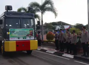Cegah Penyebaran Omicron, Polisi Semprotkan Eco Enzym di Kota Banda Aceh
