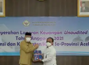 Pemerintah Aceh Serahkan Laporan Keuangan Tahun 2021 ke BPK-RI