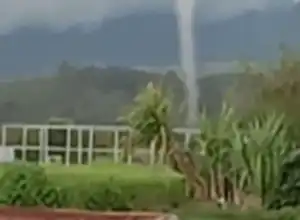 10 Rumah di Desa Delung Tue Diterjang Puting Beliung