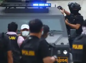 Densus 88 Tangkap 16 Terduga Teroris di Sumbar