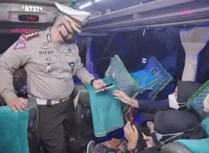 Lonjakan Penumpang di Terminal Batoh Didominasi Mahasiswa asal Sumut