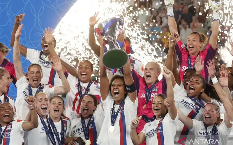 Kalahkan Barcelona 3-1, Lyon Juara Liga Champions Putri 2021/2022