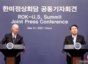 Saat Biden Tinggalkan Asia, Korut Tembakkan Tiga Rudal Balistik