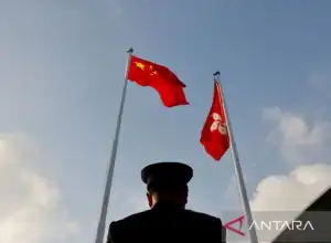 Mulai 1 Juli, Polisi Hong Kong Tinggalkan Baris-Berbaris Ala Inggris