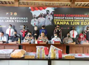 Polisi Ungkap Peredaran 14 Ton Minyak Goreng Tanpa Izin Edar di Banyumas