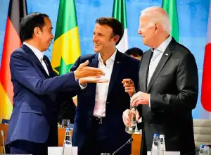 Presiden Jokowi Ajak Negara G7 Investasi Energi Bersih di Indonesia