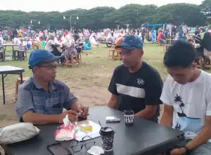 Aktivitas Pelaku UMKM Turut Ramaikan Lapangan Blang Padang