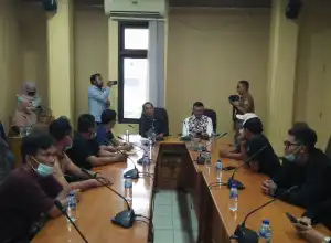DPRK Lhokseumawe Respon Keluhan PKL yang Menolak Penggusuran