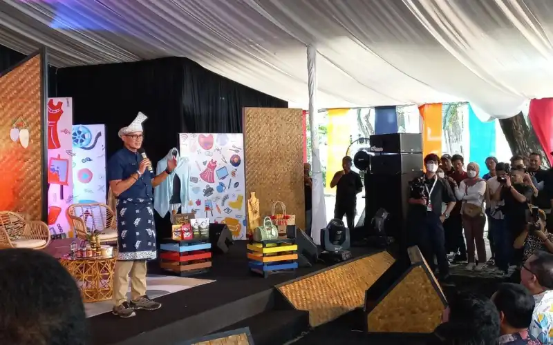 Menparekraf Hadiri Pameran Apresiasi Kreasi Indonesia (AKI) di Banda Aceh