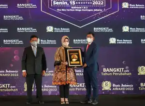 BSI Raih Penghargaan Bisnis Indonesia Award 2022