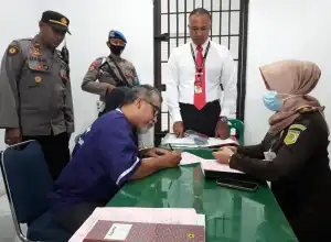 Tersangka Calo CPNS dan P3K di Lhokseumawe Diserahkan Ke Jaksa
