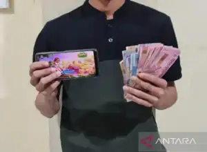 Polisi Tangkap Oknum Mahasiswa di Nagan Raya Jual Chip Higgs Domino