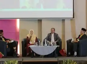 Akademisi: Komunikasi Antarbudaya Gagasan Pembangunan Bangsa Melayu