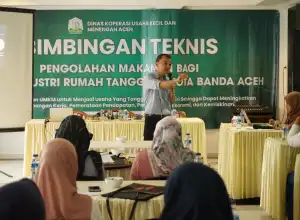 30 Orang Perempuan Dilatih Wirausaha Industri Rumahan
