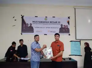 Riga Wantona Serahkan Tampuk Kepemimpinan HPBM Banda Aceh Kepada Lukman Hakim 