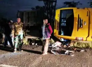 Tabrakan Maut di Gunung Salak: 1 Tewas dan Belasan Lainnya Luka-Luka
