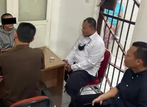 Berkas P21, Tersangka Pembakaran Bendera Merah Putih Diserahkan ke JPU