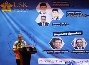 Peneliti Dunia Bahas Transformasi Biru menuju Perikanan Berkelanjutan di ICFAES USK