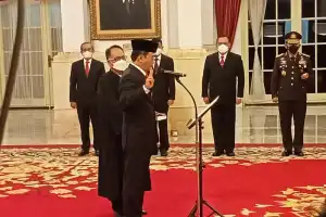 Johanis Tanak Resmi Dilantik sebagai Wakil Ketua KPK