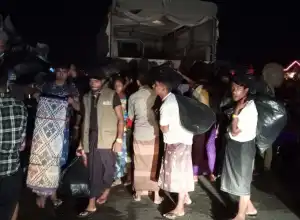 110 Pengungsi Rohingya Akhirnya Ditampung di Kantor Eks Imigrasi Blang Mangat Lhokseumawe 