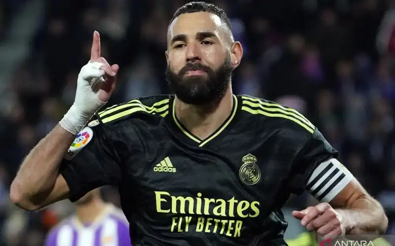 Real Madrid Raih Puncak Klasemen Sementara Usai Kalahkan Real Valladolid 2-0