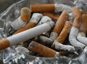 Berhenti Merokok Satu dari Sederet Resolusi Sehat di 2023
