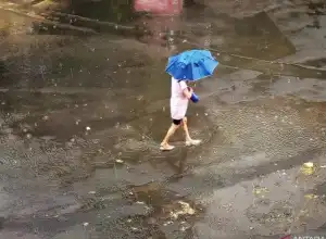 Masyarakat Diminta Waspada Hujan Lebat Hari Ini