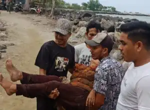 Boat Dihantam Ombak, 1 Orang Meninggal Dunia