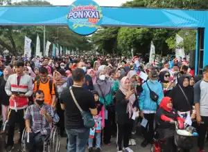 Kapolda Aceh bersama Forkopimda Ikut Jalan Sehat pada Launching Maskot PON 2024