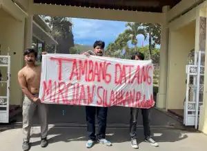 Tiga Pemuda Gayo Lakukan Seruan Aksi Diam Tolak Tambang di Pendopo Bupati Aceh Tengah
