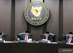 KPU dan Bawaslu RI Diperiksa Terkait Kasus Pendaftaran PKR