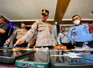 Polisi Razia Lapas Lhoksukon, Puluhan HP dan Alat Hisap Sabu Ditemukan