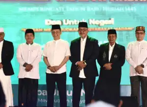 Pj Gubernur Aceh Hadiri Tabligh Akbar 1 Muharram 1445 di Baiturrahman