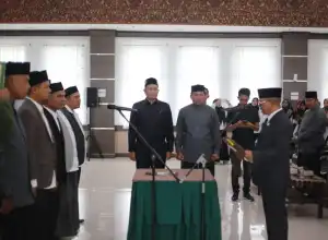 Lantik Anggota Baitul Mal, Sekda Harapkan Kerja Profesional Kelola Harta Agama