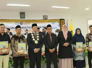 Fakultas Teknik, Universitas Teuku Umar, Menghargai Prestasi Dosen, Alumni Inspiratif, dan Memberikan Kartu Alumni Simbolis kepada Lulusan