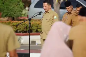 Pj Gubernur Aceh Sebut Kenyamanan Kerja Berawal dari Keharmonisan Keluarga