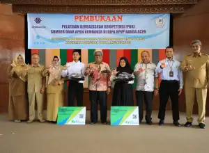 32 Anak Muda Aceh Utara Ikut Pelatihan Menjahit dan Digital Marketing