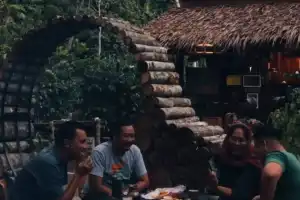 Mengenal Seladang Café, “Ngopi di Kebun Kopi”