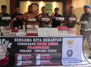 Operasi Pasar Ratusan Ribu Batang Rokok Ilegal Satpol PP Lhokseumawe bersama Bea Cukai Lhokseumawe