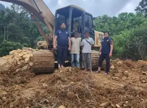 Polisi Kembali Amankan Satu Unit Ekskavator di Lokasi Tambang Ilegal