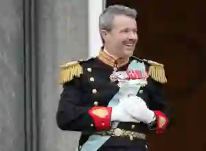 Frederik Resmi Menjadi Raja Denmark, Putra Mahkota Yang Pemalu