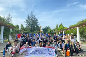 Mahasiswa PMM4 USK Seulanga Jelajahi Kota Tua Koetaradja