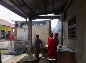 Barak Dayah Abon Buni di Aceh Utara Terbakar