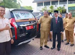 Gaungkan PON Aceh-Sumut, Mobil Dinas Pejabat Pemerintah Aceh Pasang Stiker 