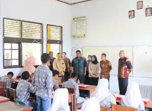 Sekda Pastikan Makan Gratis untuk Siswa Lhokseumawe Sesuai Standar