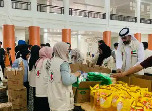 UEA Salurkan Ribuan Paket Iftar Ramadan ke UIN Ar-Raniry Banda Aceh