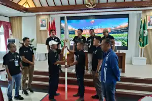 Muzakir dan Fajar Sidik Pimpin Jurnalis Pase Football Club